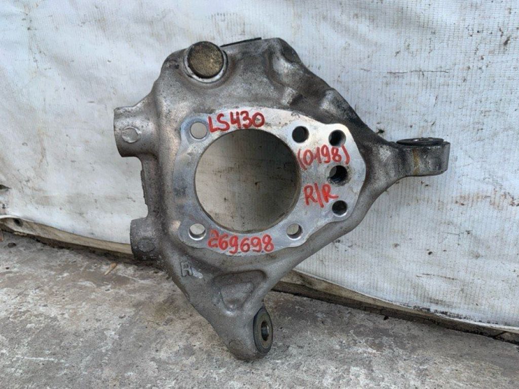 42304-50090 | Цапфа прав. LEXUS LS430 00-06
