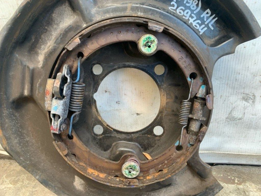 46504-50040 | Тормозной механизм лев. LEXUS LS430 00-06 - Фото 3