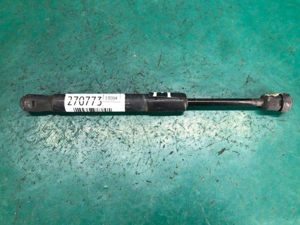 BN8V-56-930A | Амортизатор кришки багажника прав. MAZDA 3 BK 03-08