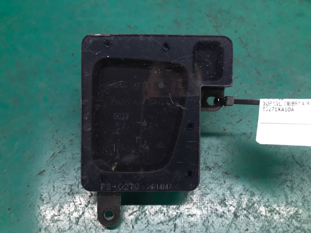 85272XA10A | монітор прав. SUBARU TRIBECA B10 07-13