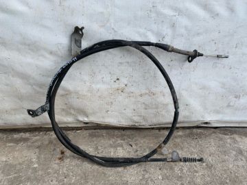 Трос стоянкового гальма лів. NISSAN QX56 / TITAN / ARMADA 04-16