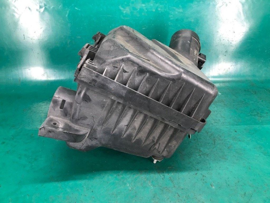 46052AG05B | Корпус повітряного фільтра SUBARU TRIBECA B10 07-13 - Фото 2
