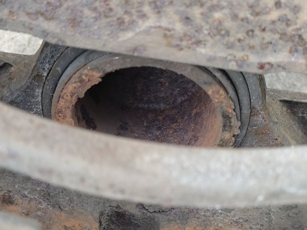 4605A021 | Суппорт тормозной передн. прав. MITSUBISHI ECLIPSE 05-08 - Фото 4