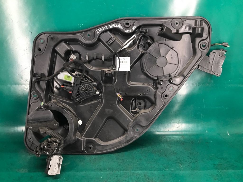 68092214AA | Склопідйомник задн. прав. DODGE DURANGO 11- (WD)