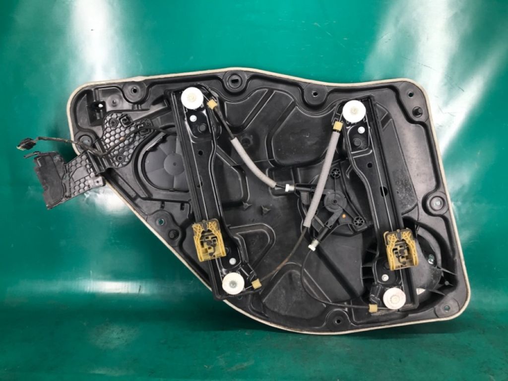 68092214AA | Склопідйомник задн. прав. DODGE DURANGO 11- (WD) - Фото 4