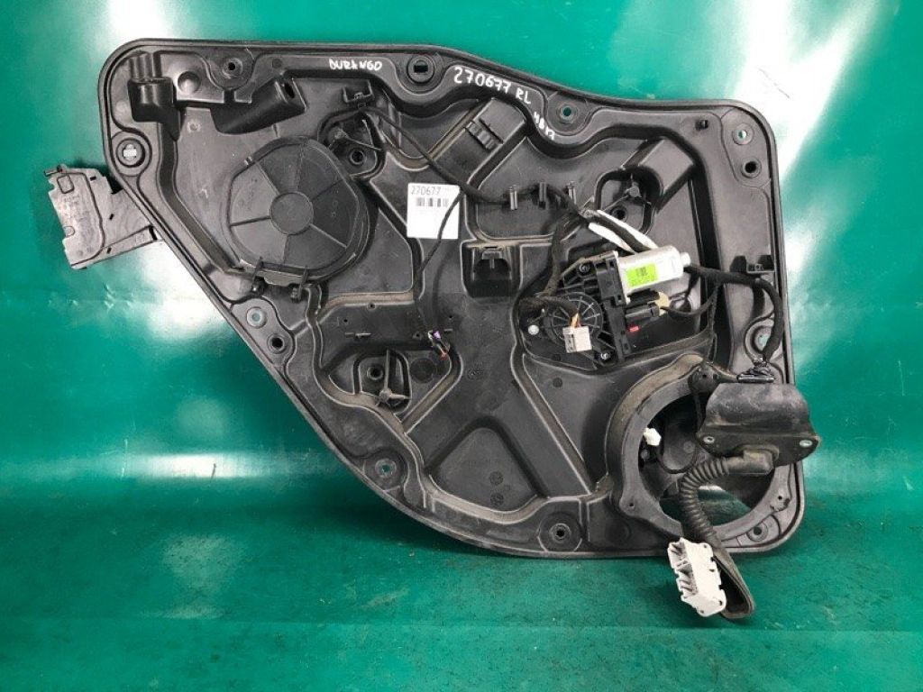 68092215AA | Стеклоподъемник задн. лев. DODGE DURANGO 11- (WD)
