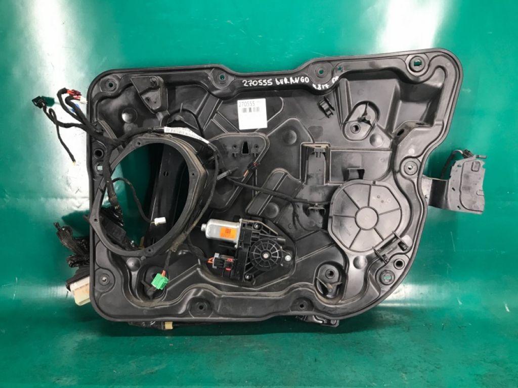 68079286AA | Склопідйомник передн. прав. DODGE DURANGO 11- (WD)