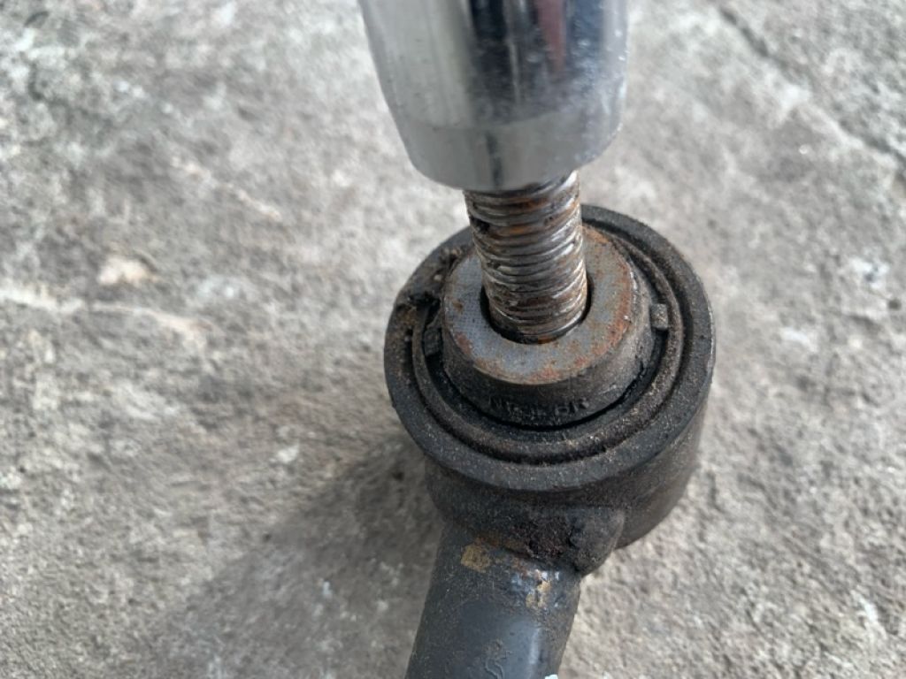 551A0-JA000 | Важіль задньої підвіски нижній поперечний NISSAN ALTIMA L32 07-12 - Фото 4