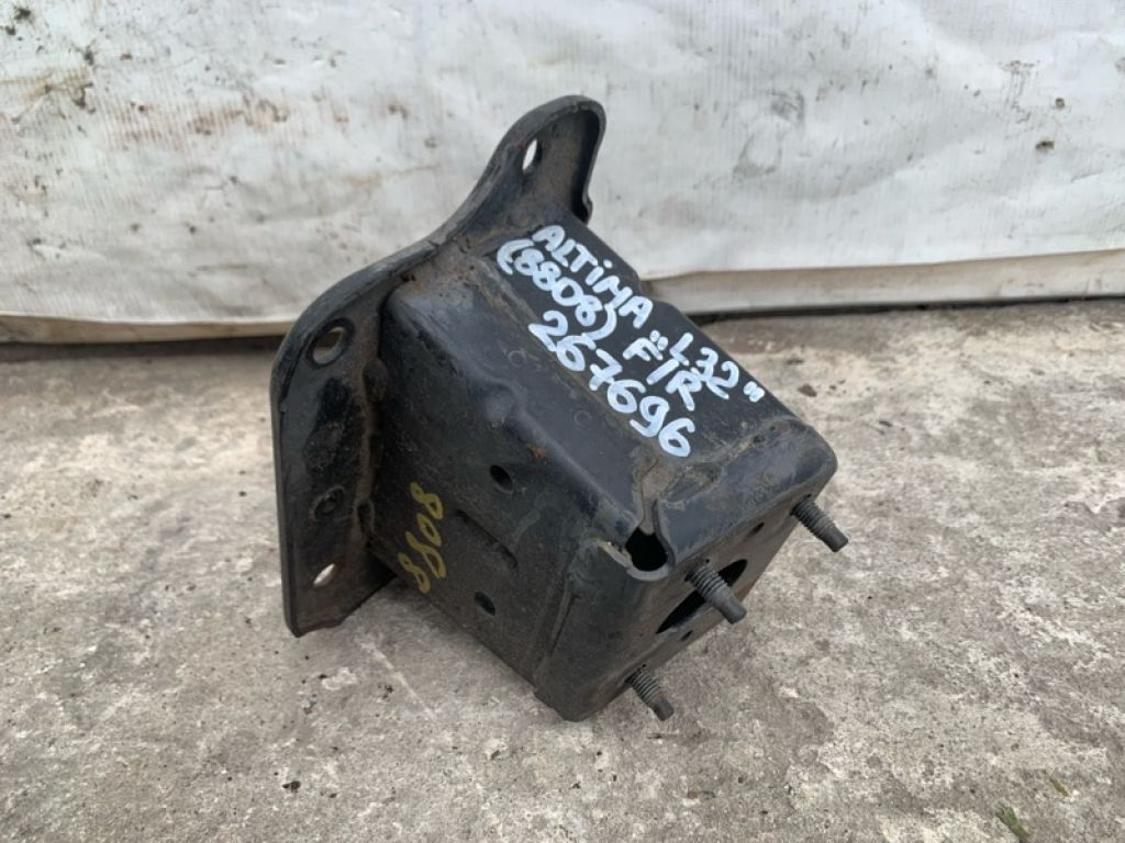 62210-JA00A | Кронштейн усилителя переднего бампера прав. NISSAN ALTIMA L32 07-12 - Фото 2