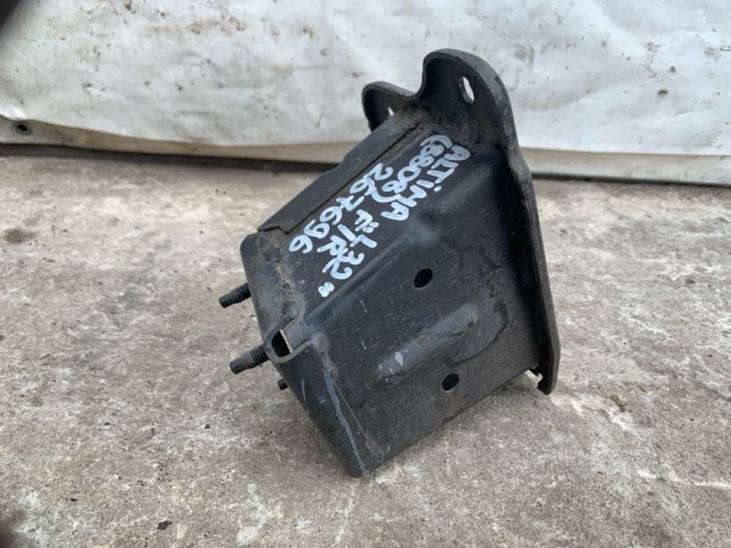 62210-JA00A | Кронштейн усилителя переднего бампера прав. NISSAN ALTIMA L32 07-12 - Фото 3