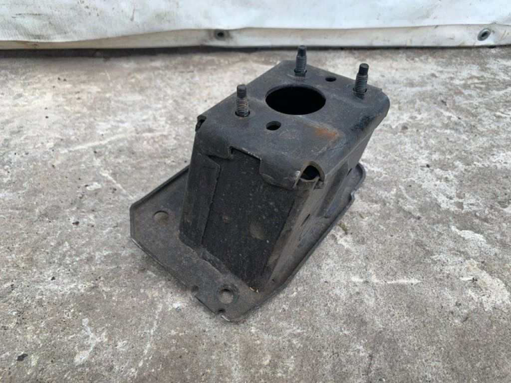 62210-JA00A | Кронштейн усилителя переднего бампера прав. NISSAN ALTIMA L32 07-12 - Фото 4