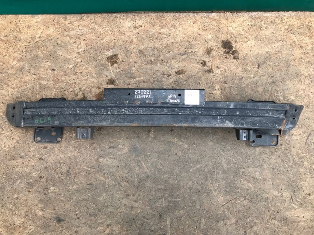 86530-3Y600 | Усилитель переднего бампера HYUNDAI ELANTRA MD 10-15