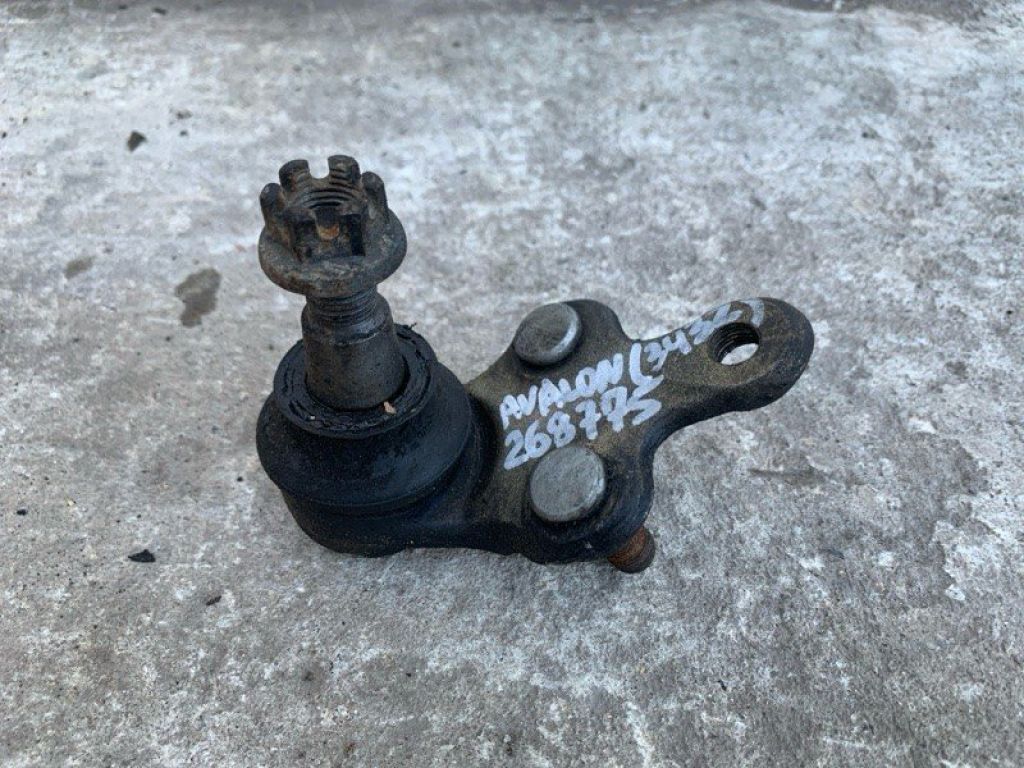 43330-09051 | Шаровая опора передн. TOYOTA AVALON 99-05