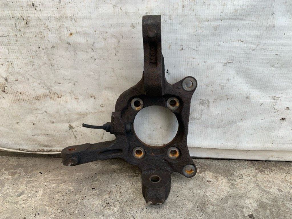 3870A055 | Кулак поворотный лев. MITSUBISHI ECLIPSE 05-08 - Фото 3