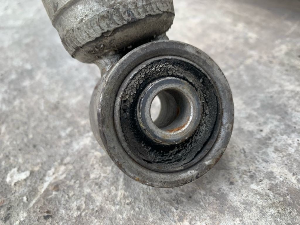 48530-59405 | Амортизатор задн. LEXUS LS430 00-06 - Фото 5