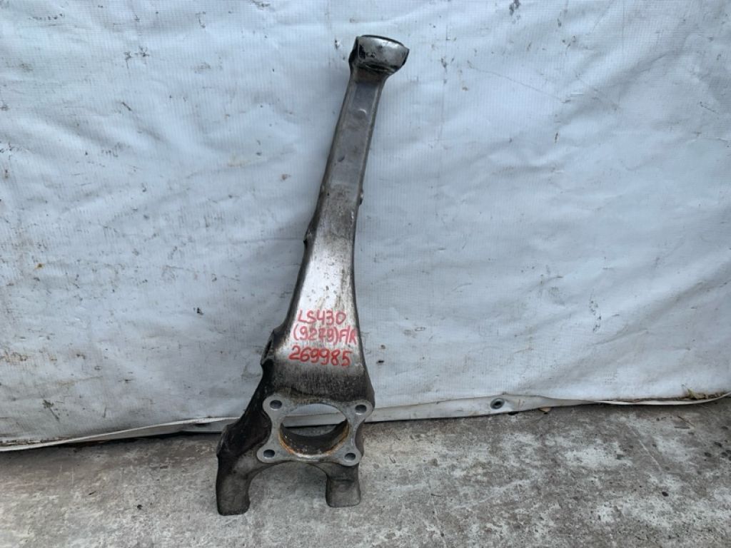 43201-50010 | Кулак поворотный прав. LEXUS LS430 00-06