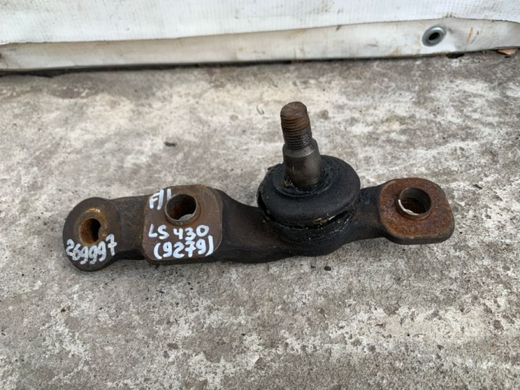 43340-59075 | Шаровая опора передн. лев. LEXUS LS430 00-06