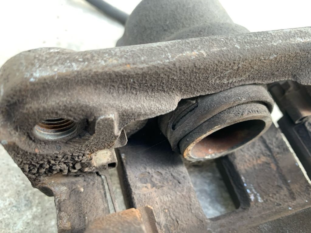 44011-CG012 | Суппорт тормозной задн. лев. INFINITI FX S50 03-08 - Фото 5