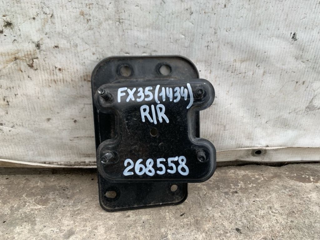 85210-CG000 | Кронштейн підсилювача заднього бампера прав. INFINITI FX S50 03-08