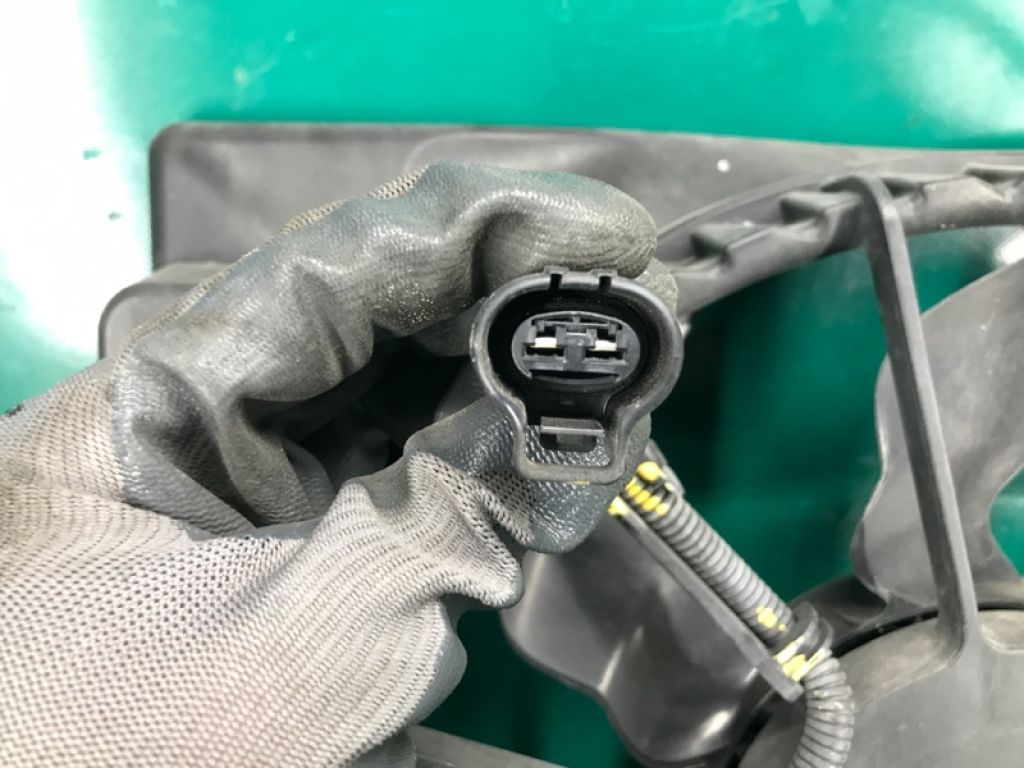 25380-3X500 | Диффузор вентилятора основного радиатора HYUNDAI ELANTRA MD 10-15 - Фото 4