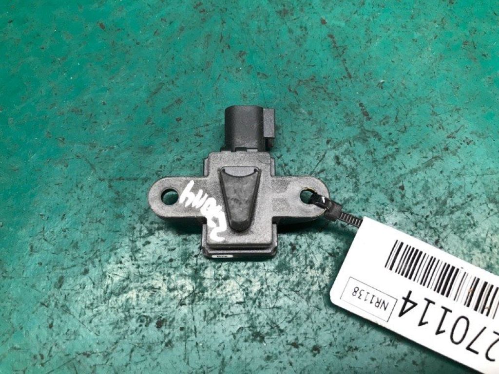 95920-3X100 | Датчик удара передн. прав. HYUNDAI ELANTRA MD 10-15