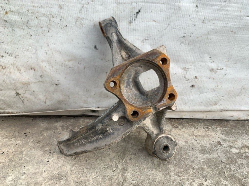 42304-06090 | Цапфа прав. TOYOTA CAMRY 30 02-06