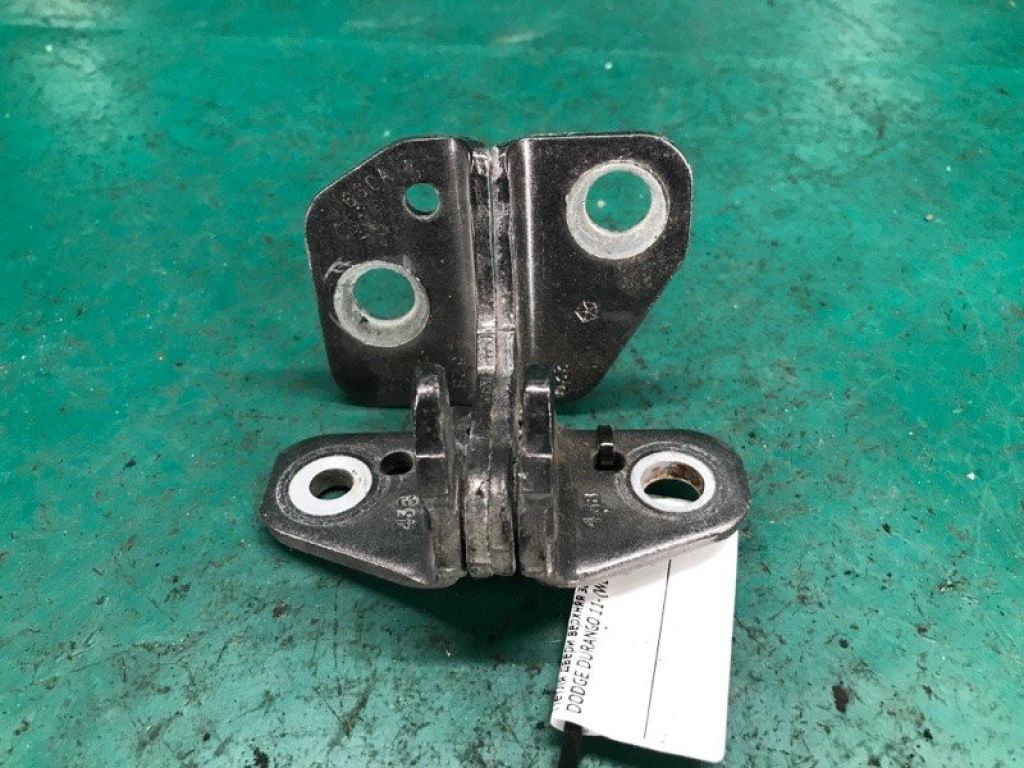 55113660AC | Петля двері верхня задн. прав. DODGE DURANGO 11- (WD)