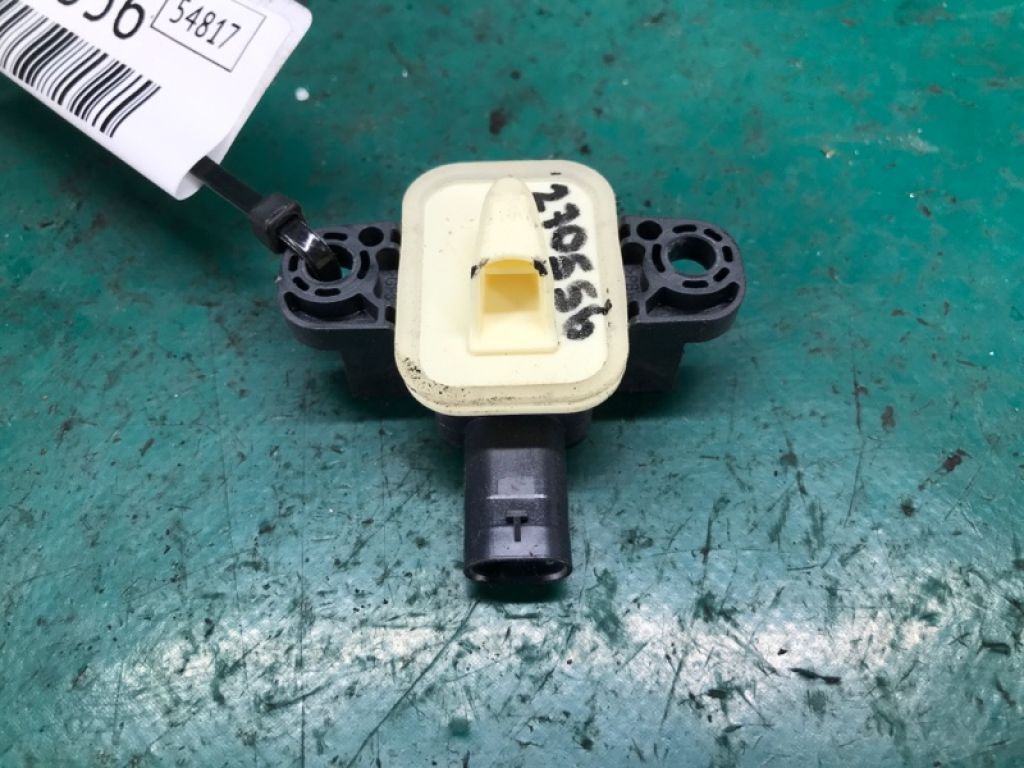 56054084AA | Датчик удару передн. прав. DODGE DURANGO 11- (WD) - Фото 3