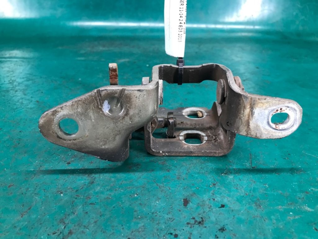 55360918AH | Петля двері нижня передн. прав. DODGE AVENGER 07-14 - Фото 4