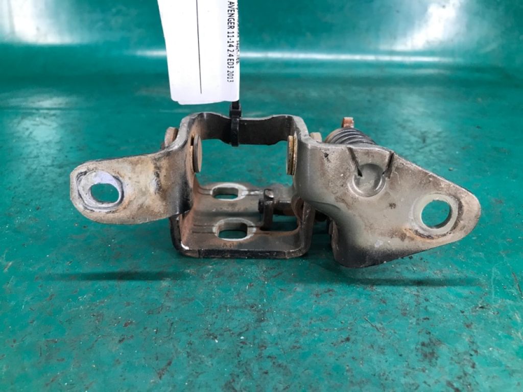 55360919AH | Петля двери нижняя задн. лев. DODGE AVENGER 07-14 - Фото 4