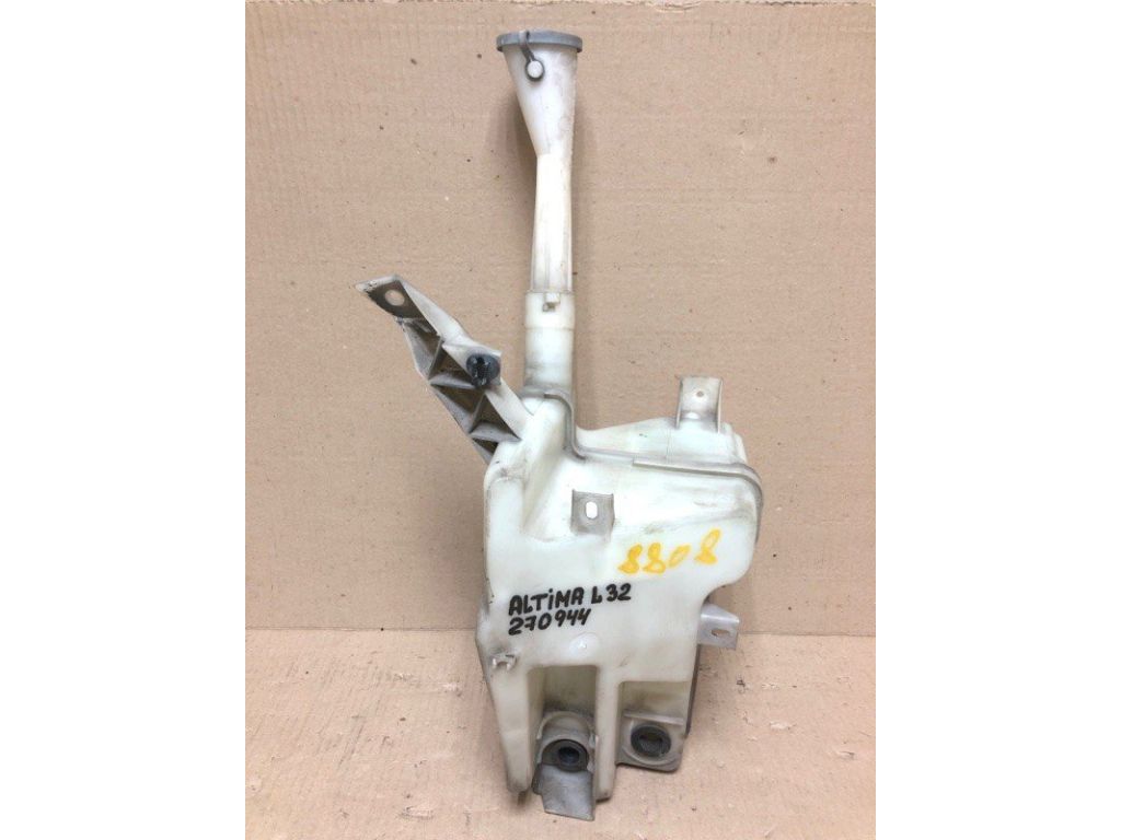 28910-ZN50A | Бачок омивача NISSAN ALTIMA L32 07-12