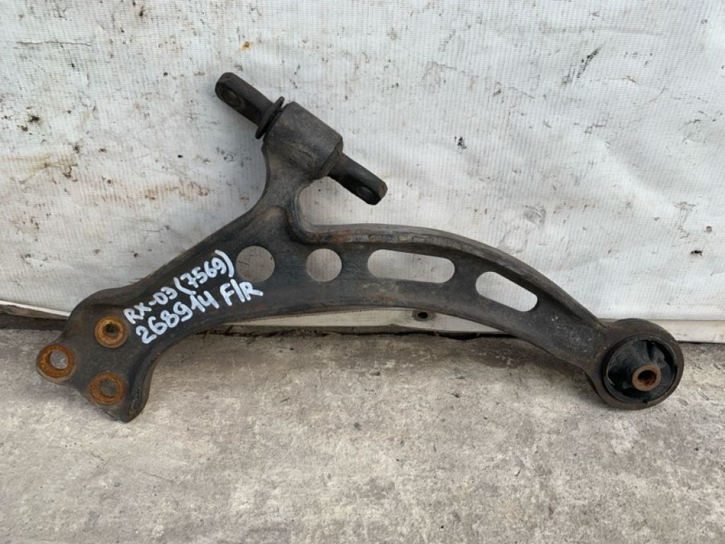 48068-48010 | Важіль передньої підвіски нижній прав. LEXUS RX300 98-03