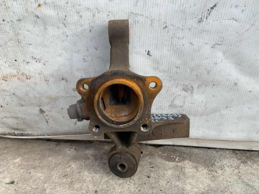 42305-20090 | Цапфа лев. LEXUS RX300 98-03