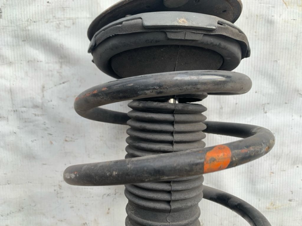 48520-49365 | Амортизатор передн. лів. LEXUS RX300 98-03 - Фото 4