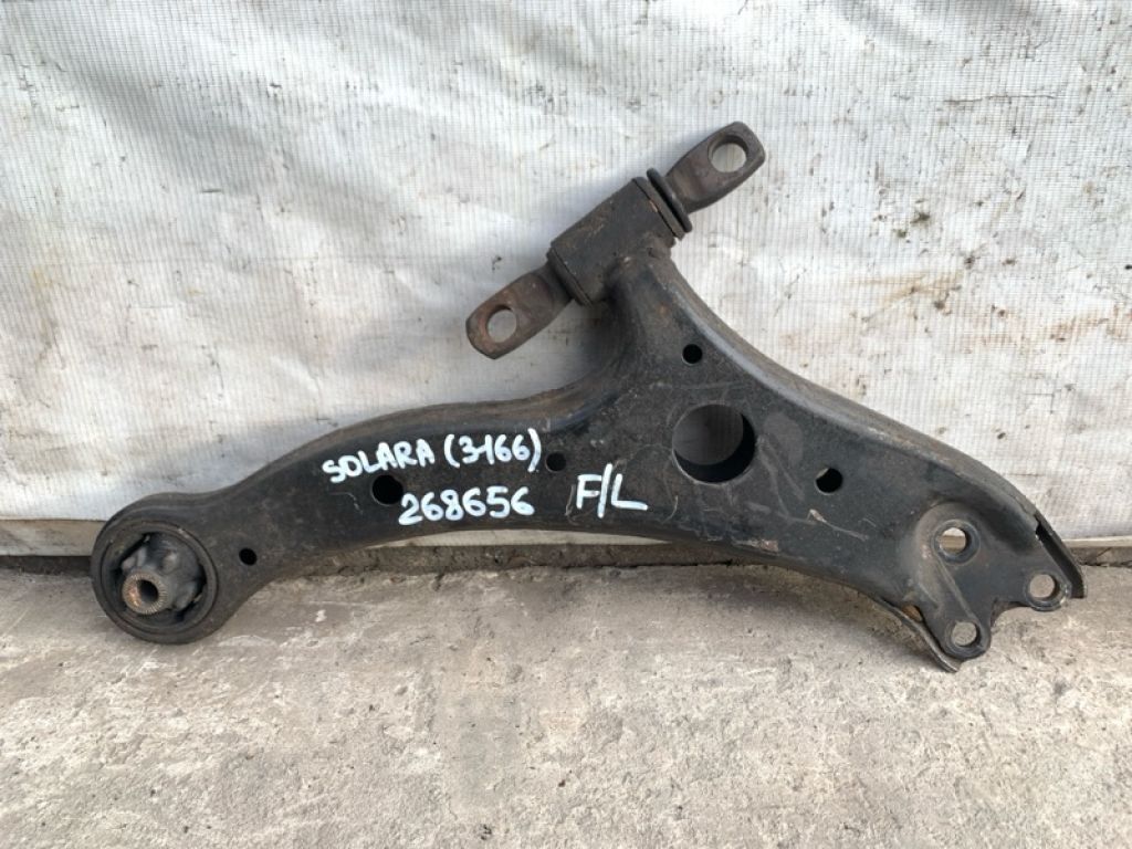 48069-06100 | Рычаг передней подвески нижний лев. TOYOTA SOLARA 03-09