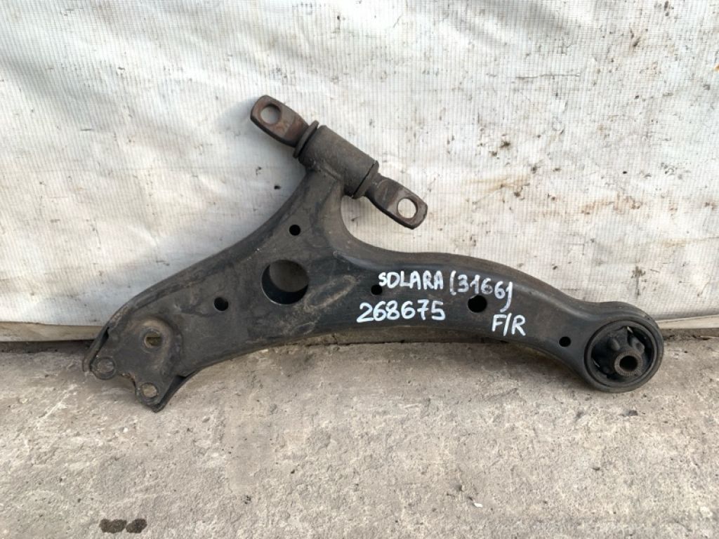 48068-06100 | Важіль передньої підвіски нижній прав. TOYOTA SOLARA 03-09