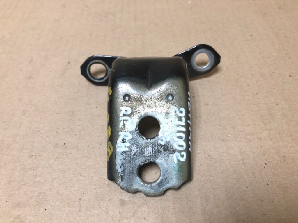 80400-ZP80A | Петля двері нижня задн. прав. NISSAN ALTIMA L32 07-12