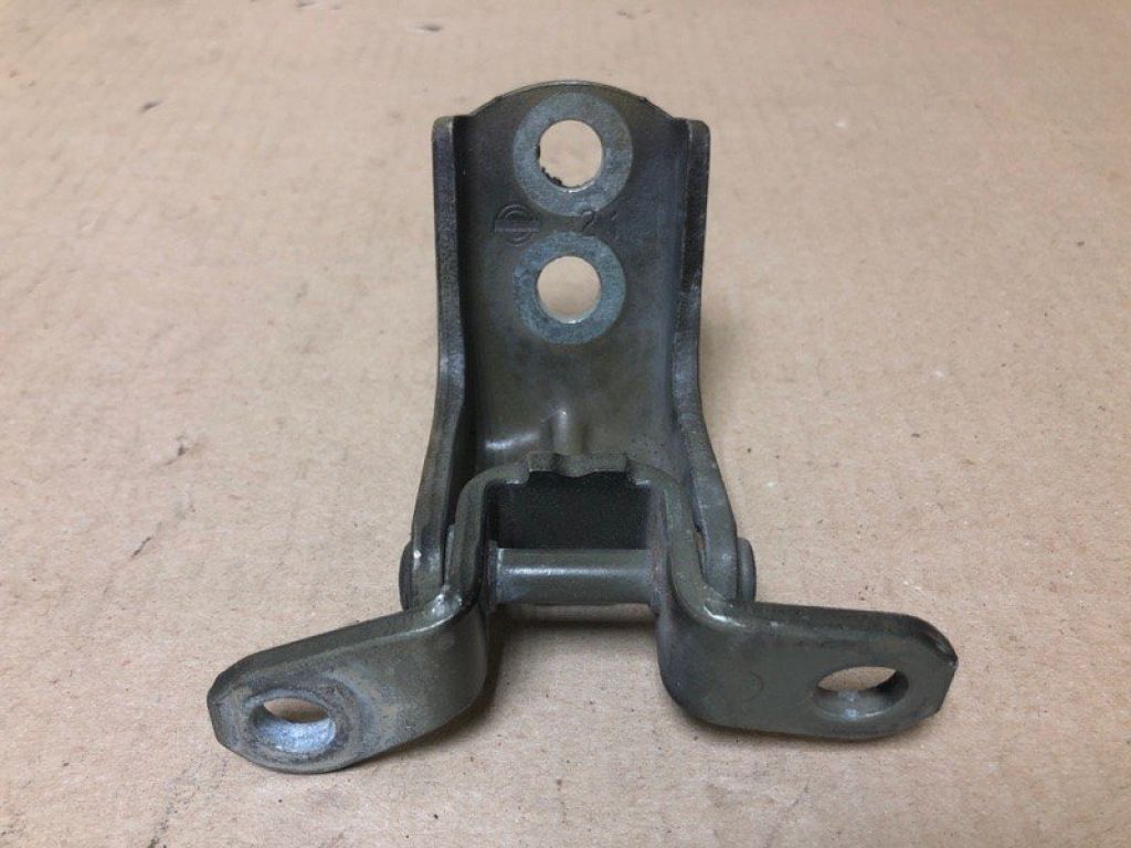 80400-ZX60A | Петля двері верхня передн. прав. NISSAN ALTIMA L32 07-12 - Фото 2