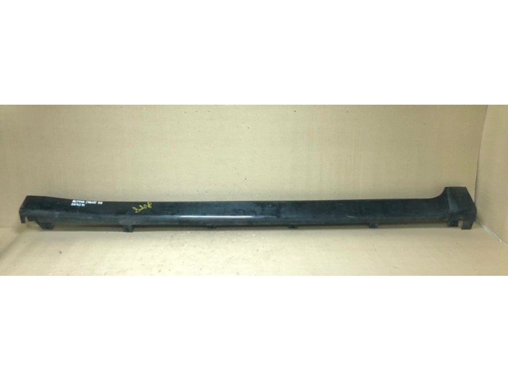 76850-JA000 | Накладка порога наружная прав. NISSAN ALTIMA L32 07-12