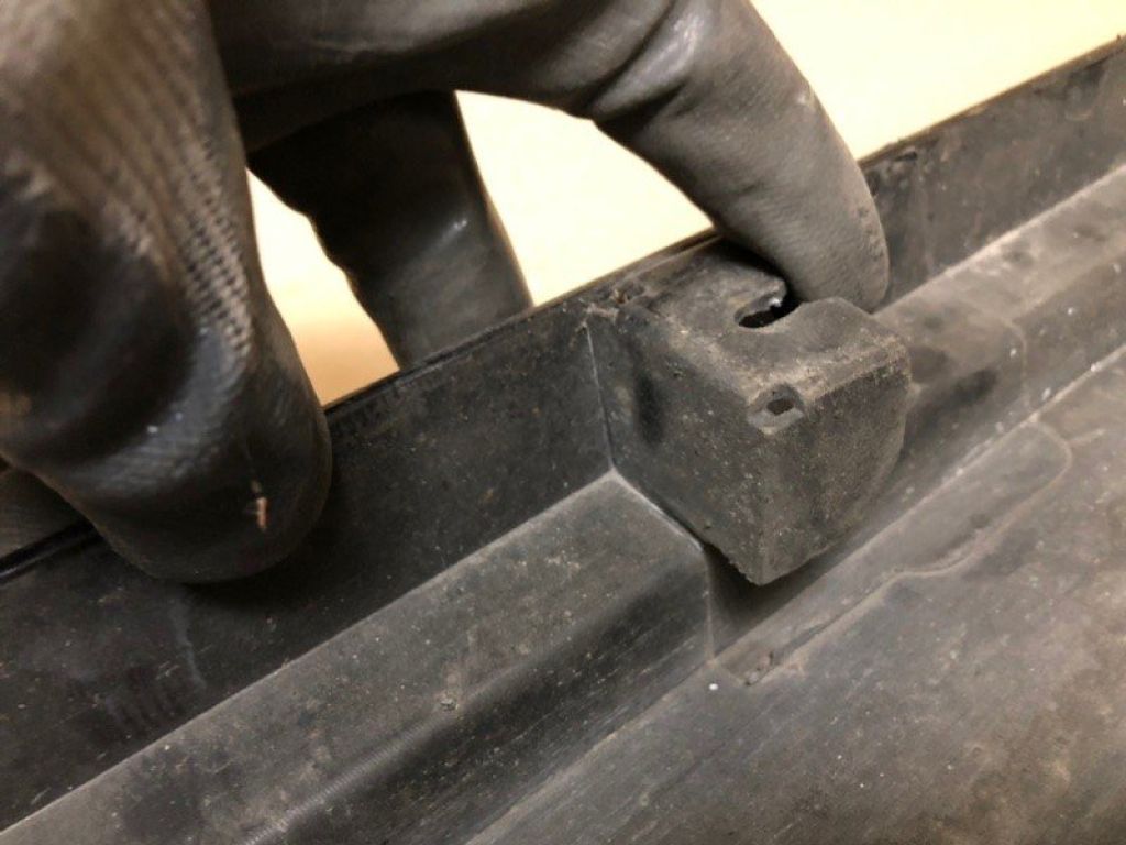 76850-JA000 | Накладка порога наружная прав. NISSAN ALTIMA L32 07-12 - Фото 5