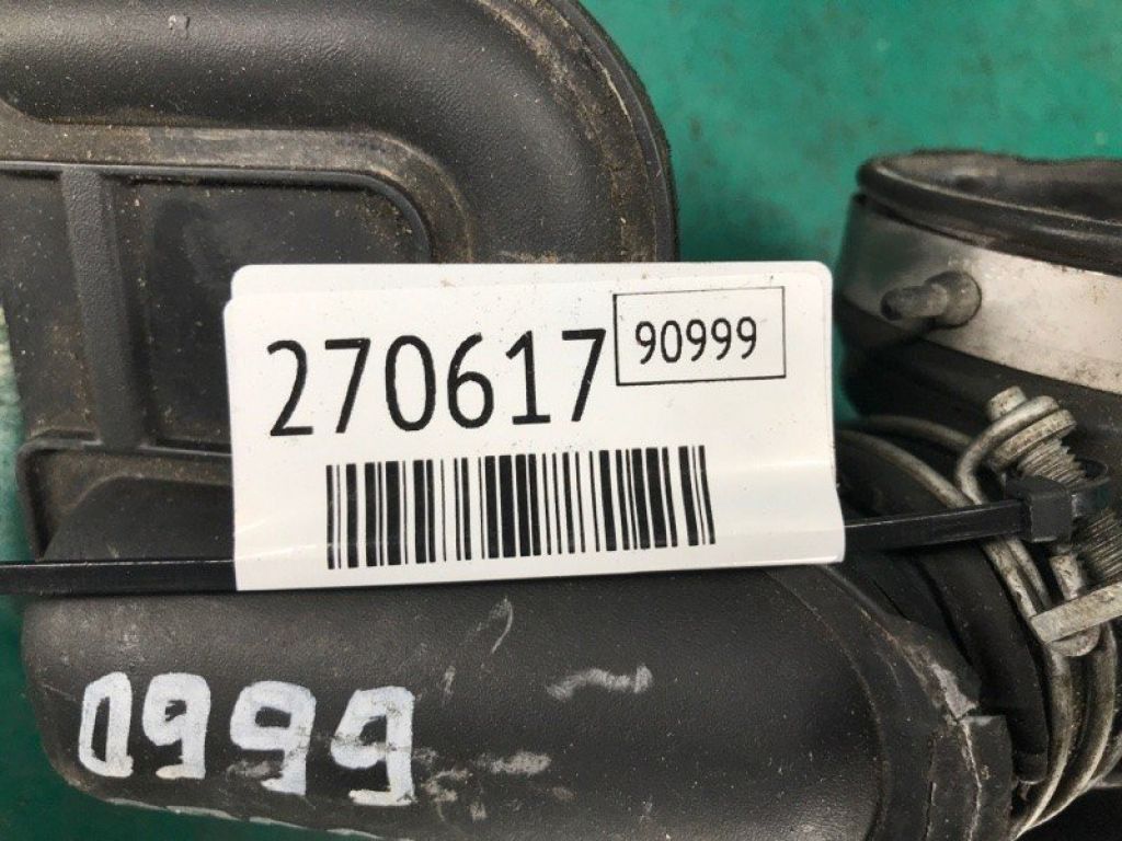 16576-EL00B | патрубок повітряного фільтра NISSAN NV200 USA 13- - Фото 2