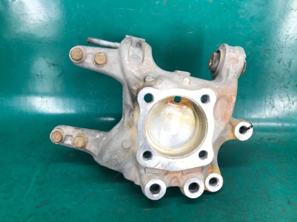 52210-TX5-A00 | Цапфа задн. прав. ACURA RDX 12-19