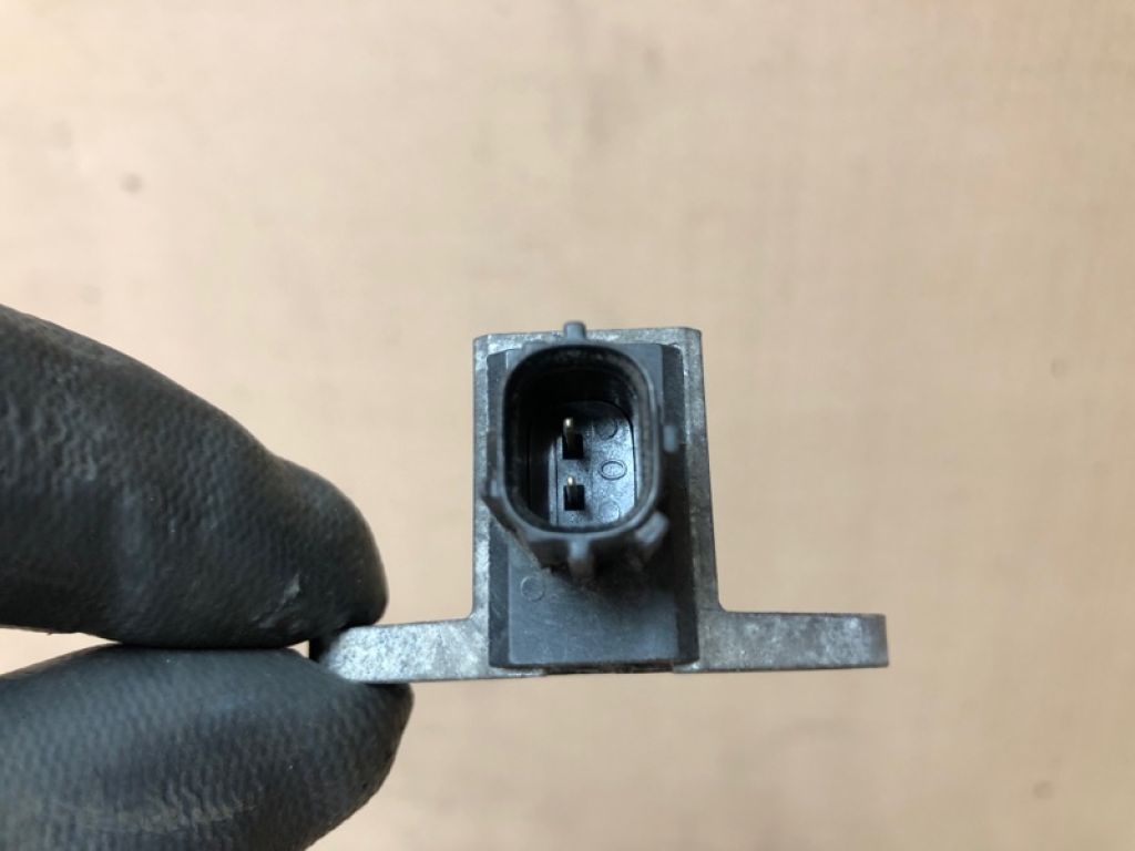 98581-1PA8A | Датчик удару прав. NISSAN ALTIMA L32 07-12 - Фото 3