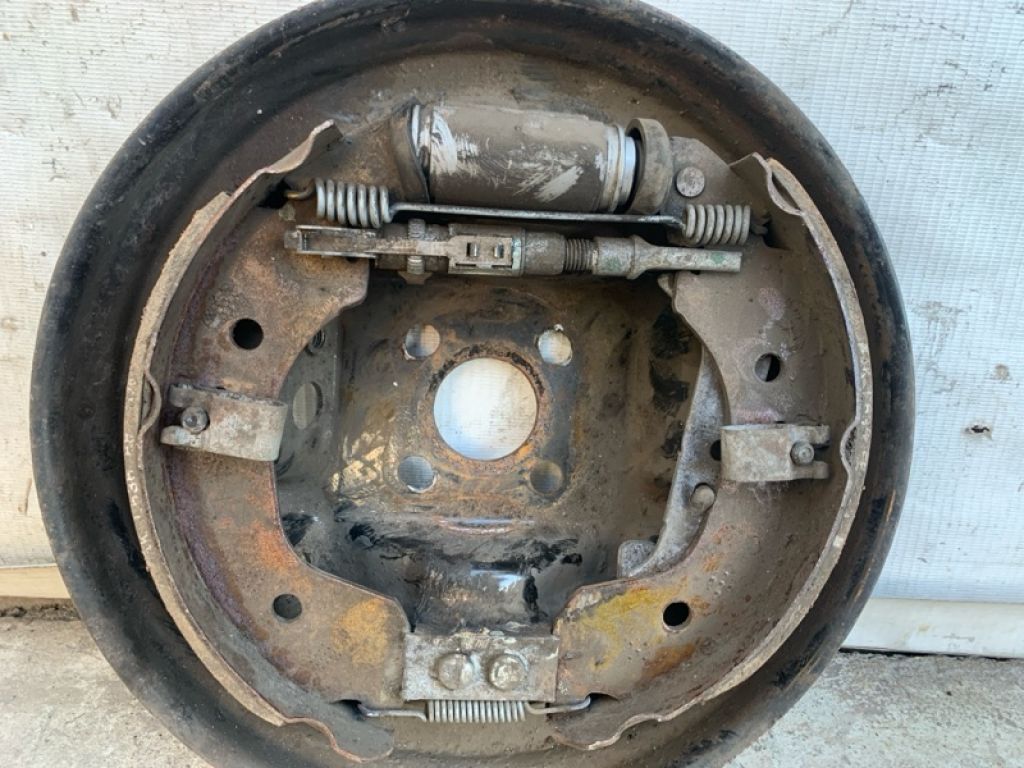 44010-3BA5B | Тормозной механизм лев. NISSAN VERSA B17 11-19 - Фото 3