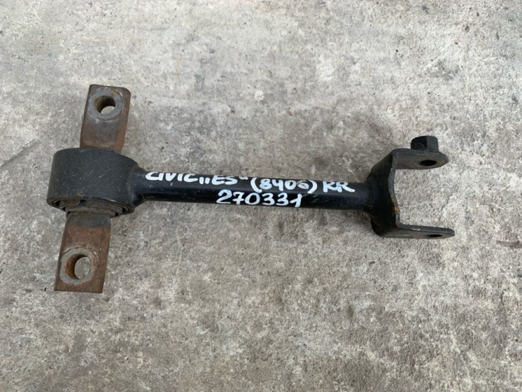 52390-S5D-800 | Рычаг задней подвески поперечный верхний HONDA CIVIC ES 00-05