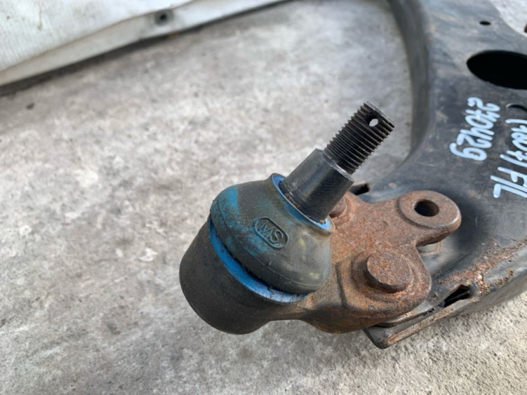 48069-08021 | Важіль передньої підвіски нижній лів. TOYOTA SIENNA 03-10 - Фото 4