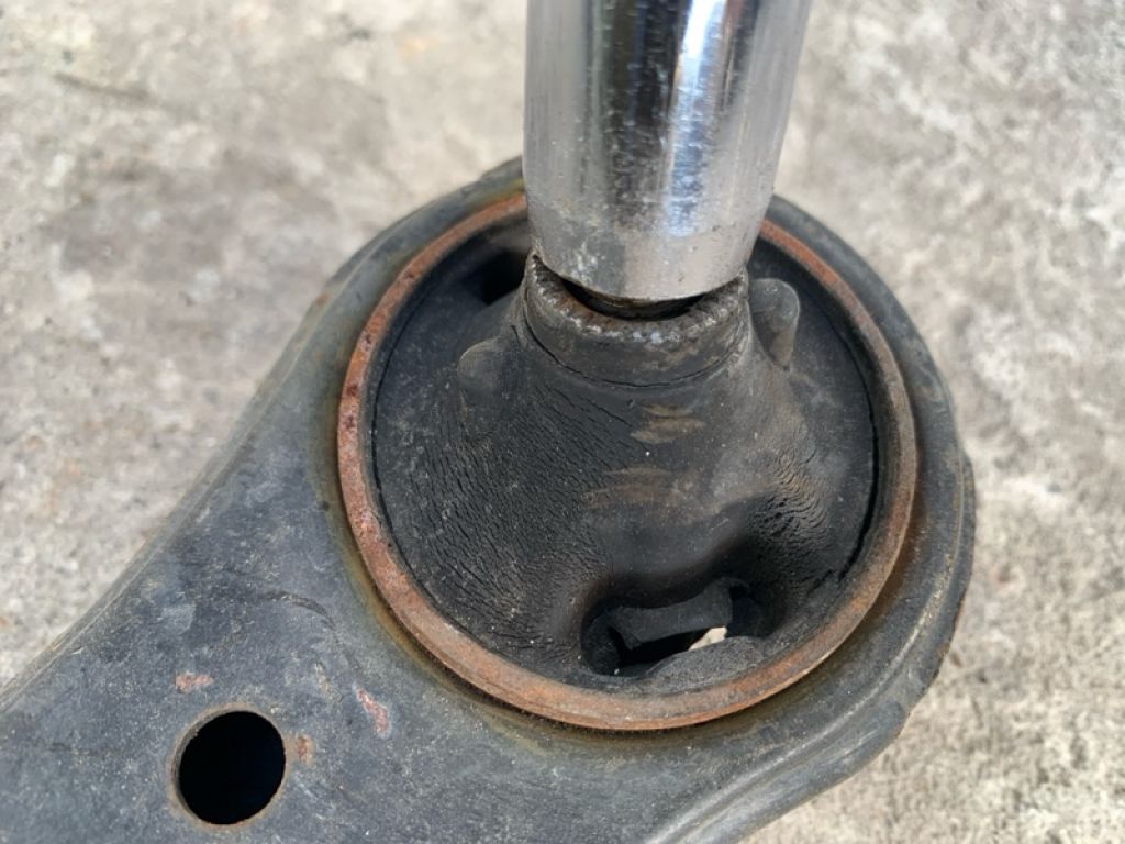 48069-08021 | Важіль передньої підвіски нижній лів. TOYOTA SIENNA 03-10 - Фото 5