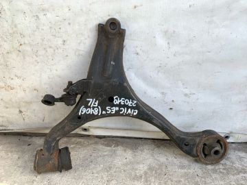 Важіль передньої підвіски нижній лів. HONDA CIVIC ES 00-05