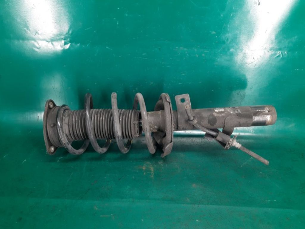 BP4T-34-700 | Амортизатор передн. прав. MAZDA 3 BK 03-08 - Фото 3