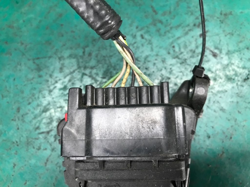 BN8B-41-600B | Педаль газу MAZDA 3 BK 03-08 - Фото 3